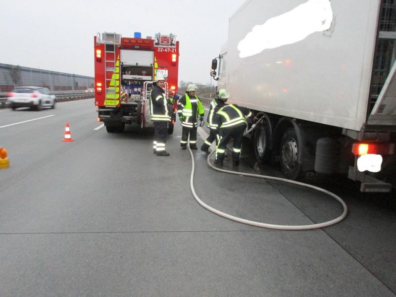 Kraftfahrzeugbrand groß (FK2)